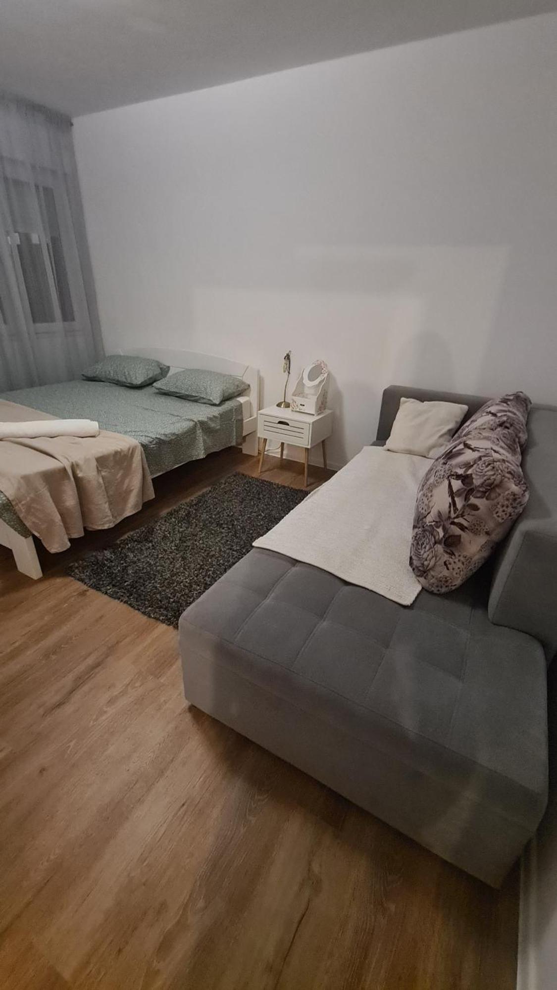 Peni Apartman Centar Μπάνια Λούκα Εξωτερικό φωτογραφία